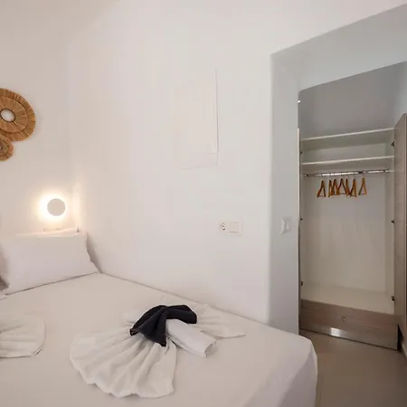 M&m Parikia's Old Town Parikia (Paros)