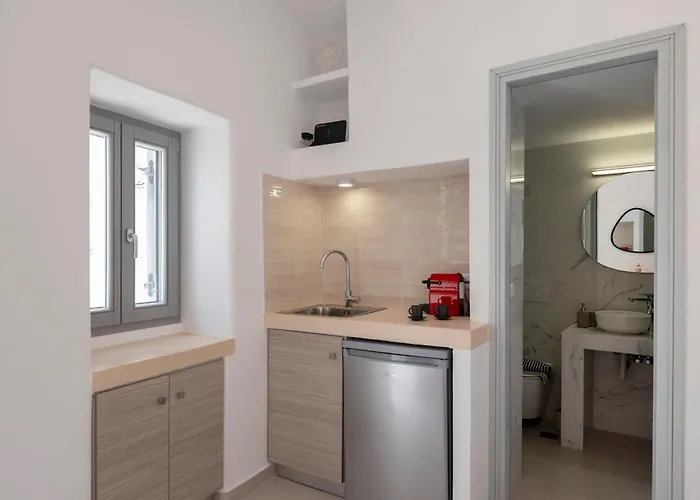 M&m Parikia's Old Town בית נופש *