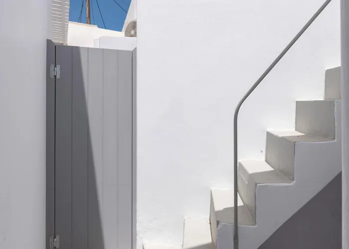 M&m Parikia's Old Town