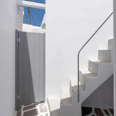 M&m Parikia's Old Town