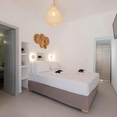 M&m Parikia's Old Town Páros